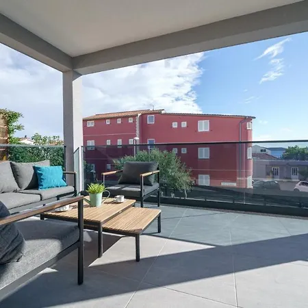 Apartvilla Okit *